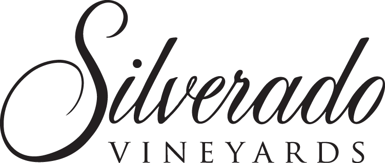 SILVERADO VINEYARDS LOGO