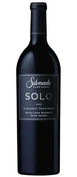 solo cabernet sauvignon 2016 stags leap district bottle shot