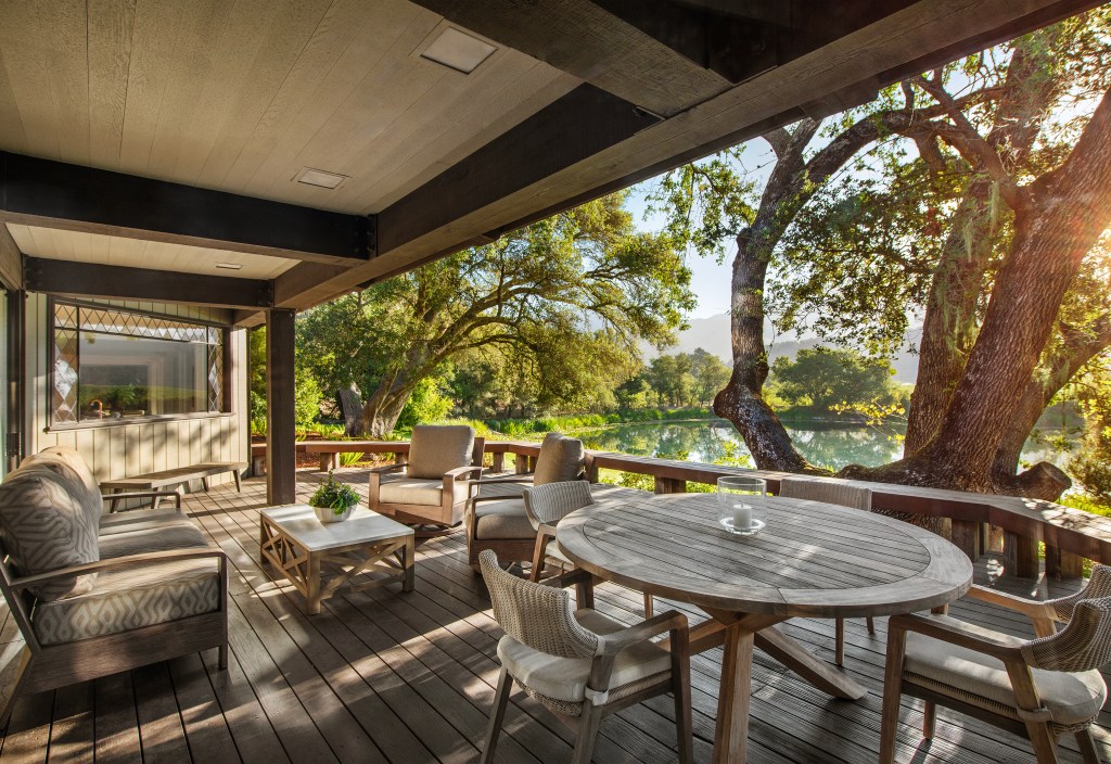 Silverado River House Exterior 2